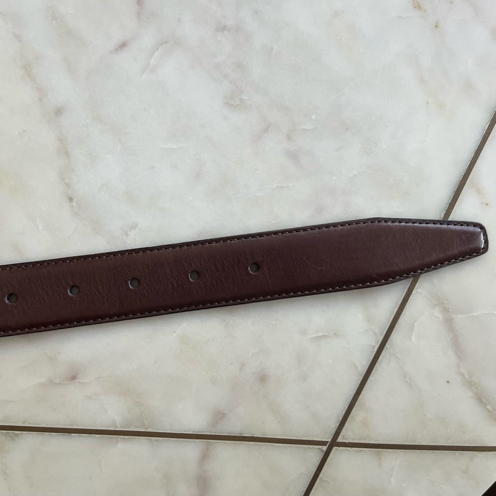 Vintage FOSSIL Genuine Leather BROWN Belt W/ Silver BUCKLE Medium (M) 29-33” - Picture 16 of 17